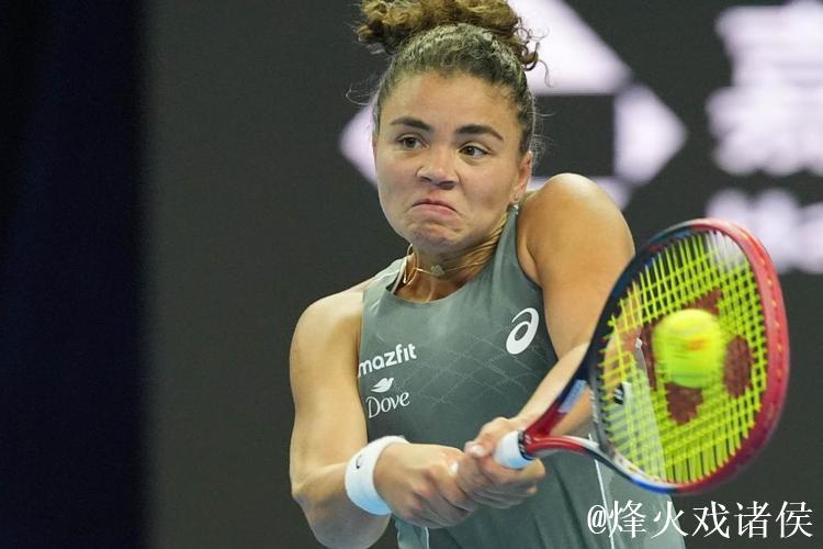 中网回顾:辛纳夺冠 女单赛场频现冷门 中网回顾:辛纳夺冠 女单赛场频现冷门